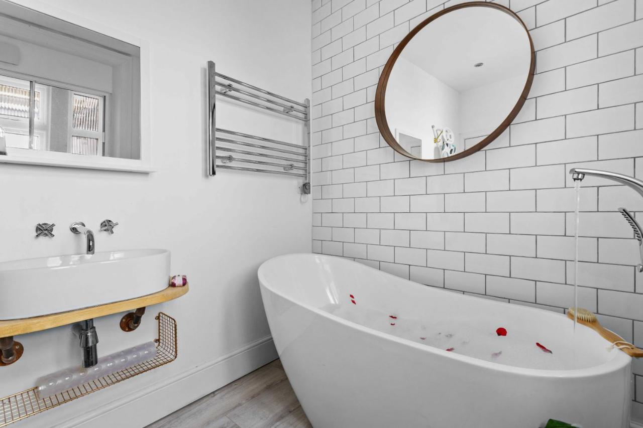 Flat 2 Fairfax Place - Modern Stylish Flat With Plenty Of Charm In Central Dartmouth Dış mekan fotoğraf